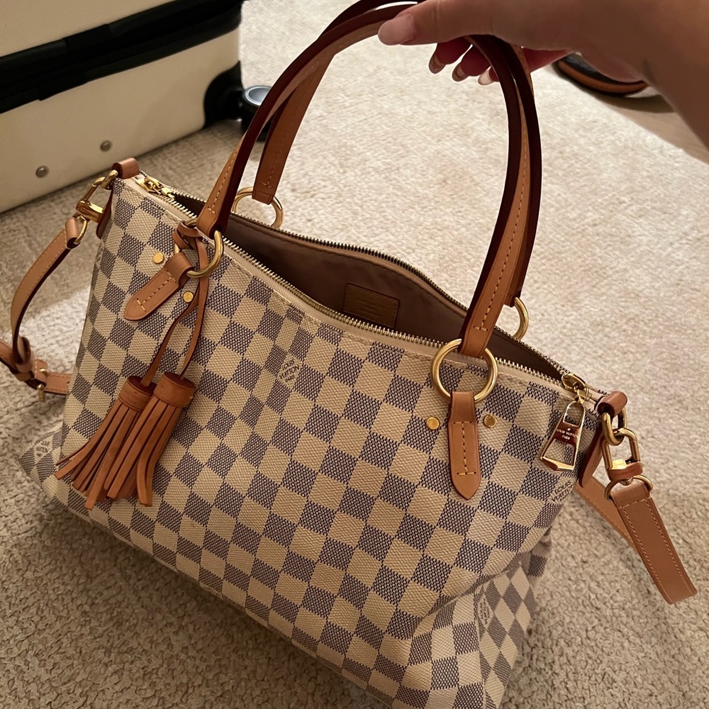 Lymington D. Azur cross body bag